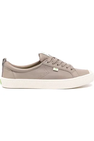 CARIUMA OCA Low leather sneakers