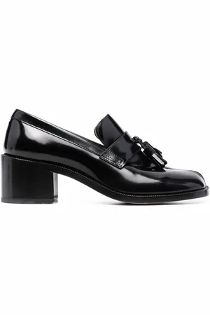 Maison Margiela Tabi tassel-detail leather loafers