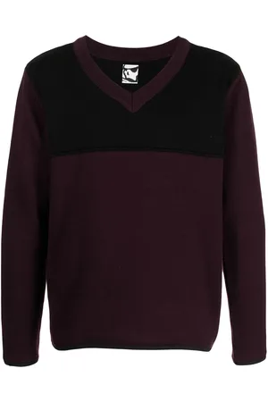 GR10K V-neck knit jumper