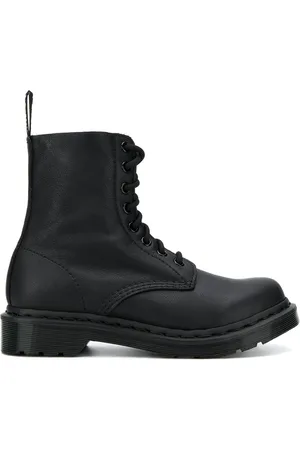 Dr. Martens 1460 Pascal Virginia boots