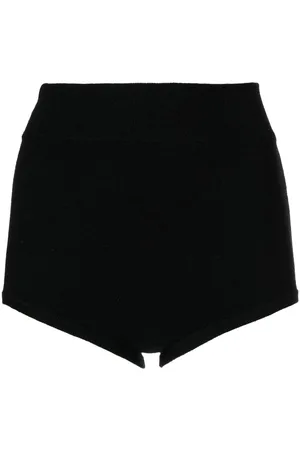 Cashmere In Love Felix knitted logo-patch shorts