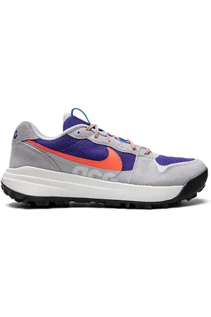 Nike ACG Lowcate "Wolf /Bright Crimson" sneakers