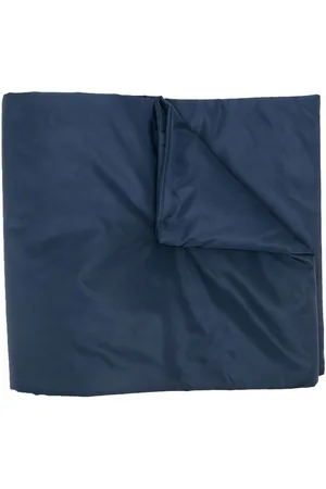 Loulou de Saison Long-length wraparound scarf