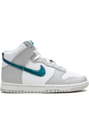 Nike Dunk High "FLS" sneakers