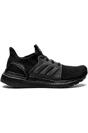 adidas Ultraboost 19 low-top sneakers