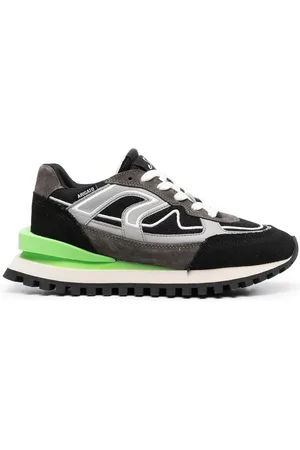 Axel Arigato Sonar Sneakers