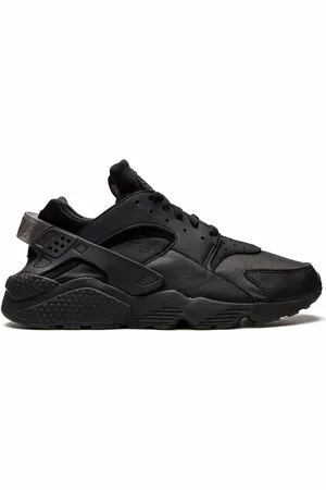 Nike Air Huarache "Triple