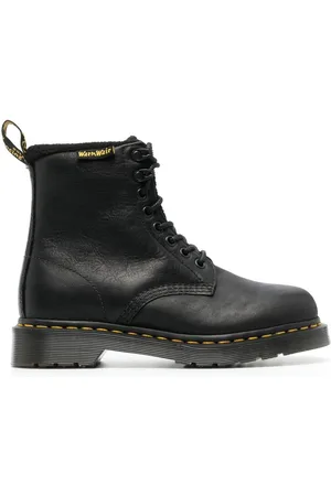 Dr. Martens 1460 Pascal leather boots