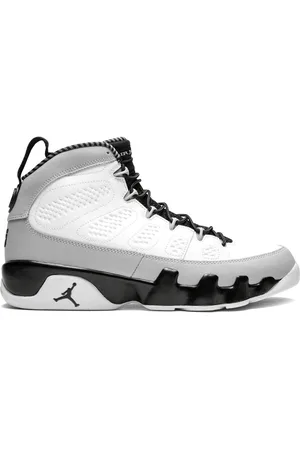Jordan Air 9 Retro "Barons" sneakers