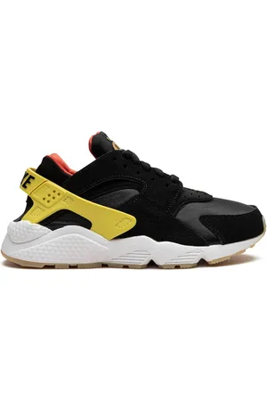 Nike Air Huarache "Go The Extra Smile" sneakers