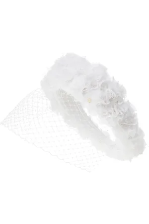 Le Mont St Michel Constance tulle-detail tiara