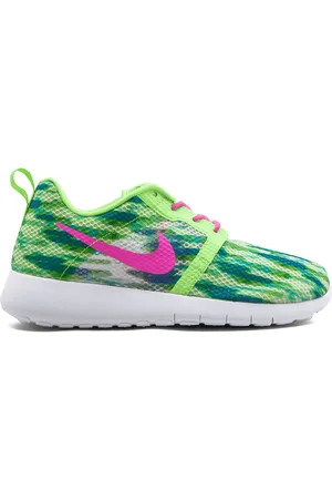 Jordan Rosherun Flight Weight sneakers