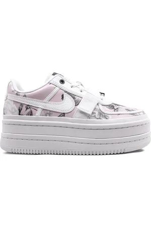 Nike Vandal 2K low-top sneakers