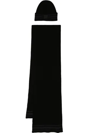 HUGO BOSS Logo-patch ribbed-knit beanie