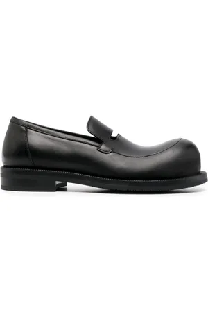MARTINE ROSE Bulb-toe leather loafers
