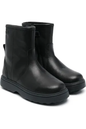 Camper Round-toe leather boots