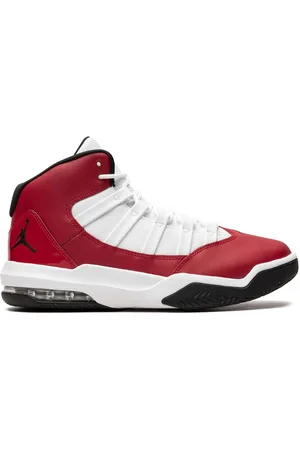 Jordan Max Aura "Gym " sneakers