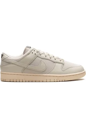 Nike Dunk Low "Light Orewood Brown" sneakers