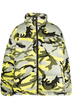 Vetements Camouflage-print puffer jacket