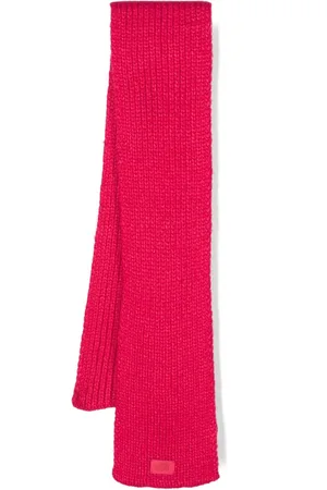UGG Chunky-knit logo-patch scarf