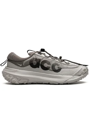 Nike ACG Mountain Fly Low 2 "Iron Ore" sneakers