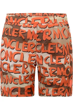 Moncler Logo-print elasticated-waistband swim shorts