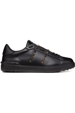 VALENTINO GARAVANI Rockstud Untitled leather sneakers