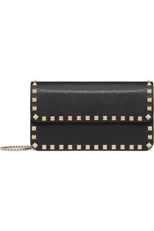 VALENTINO GARAVANI Rockstud leather clutch bag