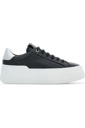 Salvatore Ferragamo Logo-patch leather sneakers