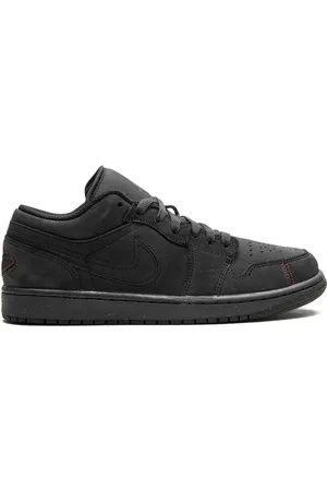 Jordan Air 1 Low SE Craft "Dark Smoke/Red" sneakers