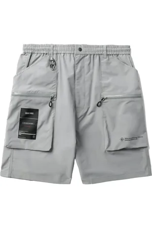 Izzue Logo-patch cargo-pocket shorts