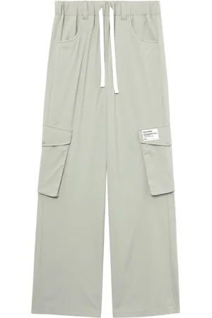 Izzue Logo-appliqué cargo trousers