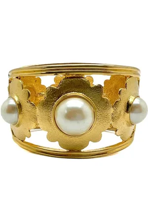 JENNIFER GIBSON JEWELLERY Vintage Broad Pearl Floral Motif Cuff 1980s