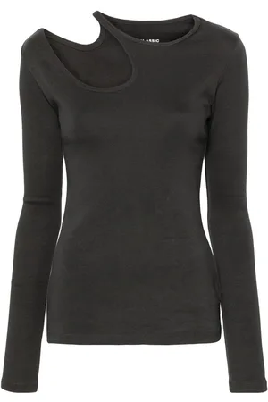 Low Classic Cut-out detail top