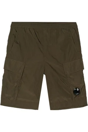 C.P. Company Chrome-R lens-detail cargo shorts