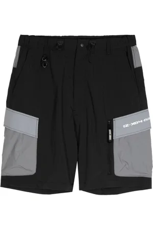 Izzue Logo-print colour-block cargo shorts