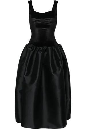 Atu Body Couture Corset-detail flared gown
