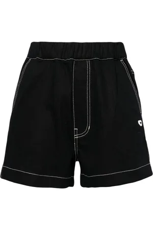 Chocoolate Contrasting trim mid-rise shorts