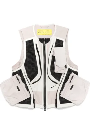 Nike ISPA Mille vest