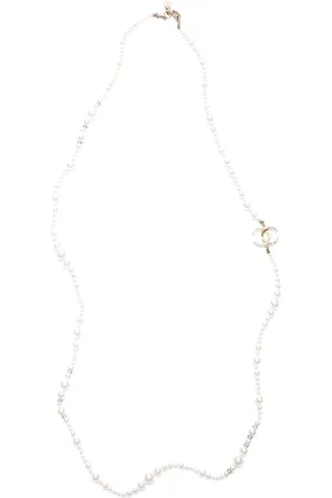 CHANEL 2019 CC faux-pearl necklace