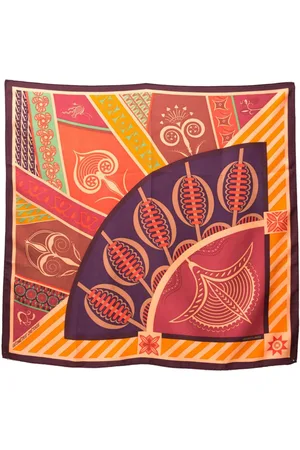 Hermès 2012 Géometrie Crétoise scarf