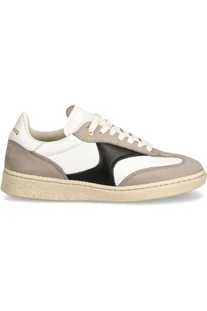 Filling pieces Panelled design trainers