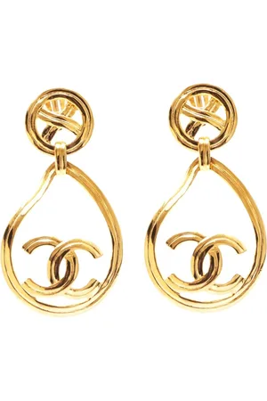 CHANEL 1996 CC clip-on earrings