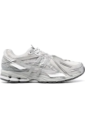 New Balance 1906R sneakers