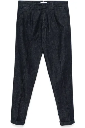 CRUNA Pleat-detail jeans