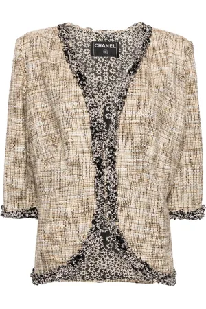 CHANEL 2003 collarless tweed jacket