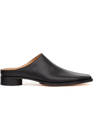 Maison Margiela Square-toe leather slippers