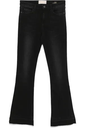 Kaos Bootcut jeans
