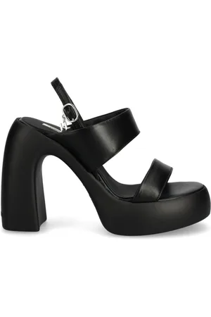 Karl Lagerfeld Astragon sandals