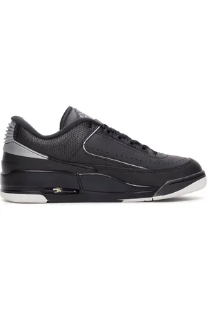 Jordan 2/3 sneakers